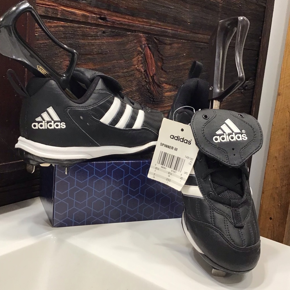 Adidas Baseball Cleat NWT Spinner III Black & White Athletic Shoe SZ 7 - Picture 2 of 15